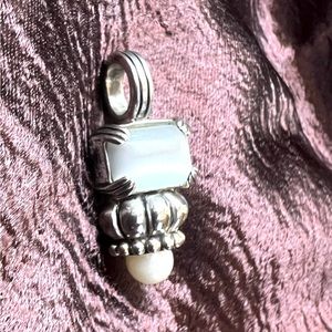 Silver David Yurman style pendant for chocker or chain